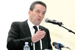 بن يونس: الحركة الشعبية الجزائرية مستعدة للحوار مع الأحزاب التي لا تطعن في مؤسسات الدولة