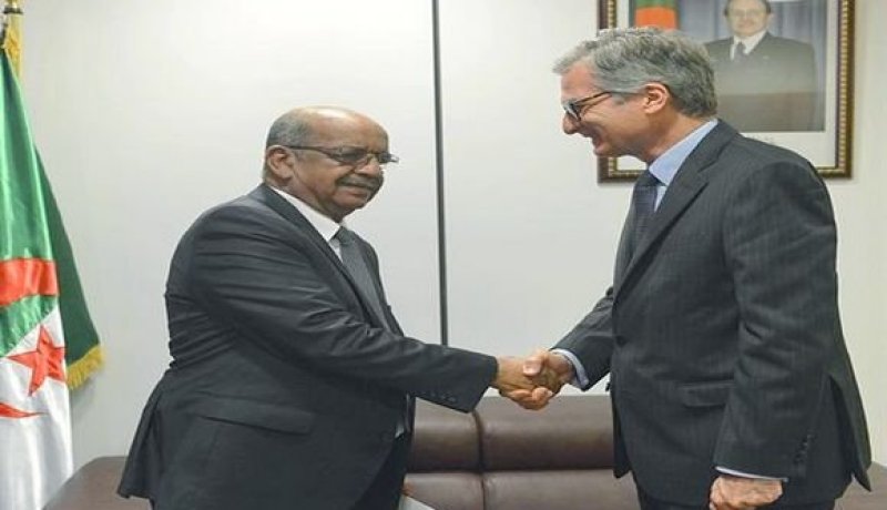 مساهل يستقبل السفير الاسباني الجديد لدى الجزائر