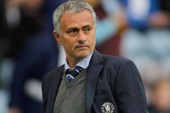 مورينيو يضحى بـ5 لاعبين من أجل سترلينج