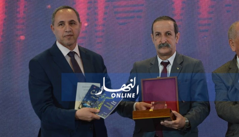 بالصور.. ميهوبي وكعوان يتسلمان ذرع وسام الجائزة الكبرى لرئيس الجمهورية