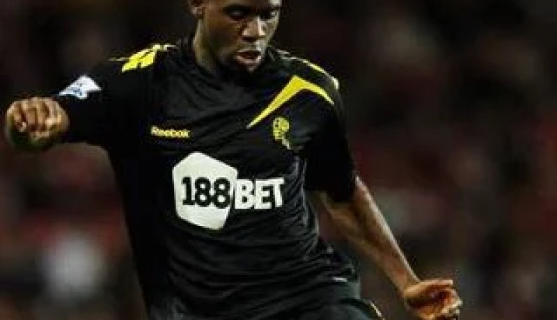 حالة اللاعب موامبا مستقرة حسب مسؤولي نادي بولتون