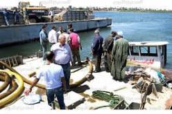 مكبرات صوت المساجد في مصر تمنع الناس عن الماء