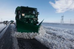 تساقط الثلوج يتسبب في غلق طرق وطنية بقالمة