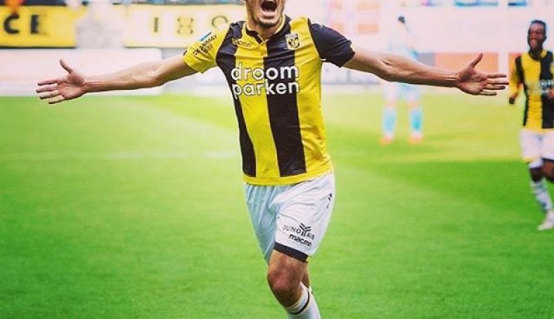 درفلو سعيد بقيادته فيتيس أرنهيم للفوز