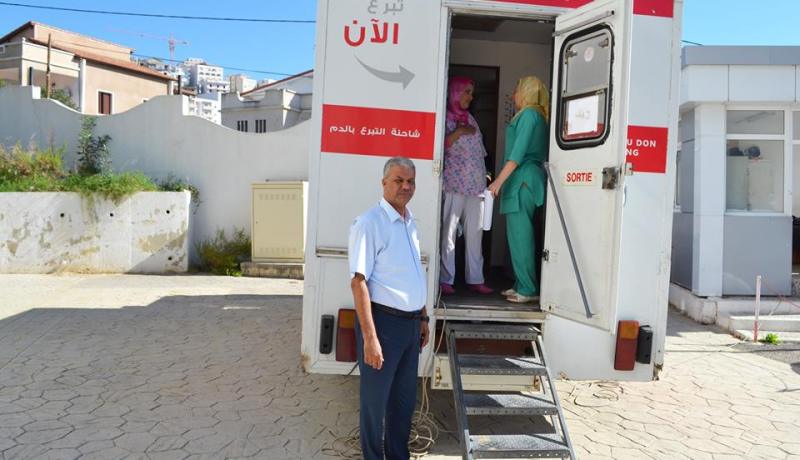 المركز الاستشفائي الجامعي بعنابة يطلق حملة للتبرع بالدم داخل المستشفيات