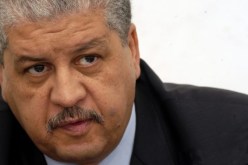 عبد المالك سلال يرد على المعارضة بطريقته الخاصة