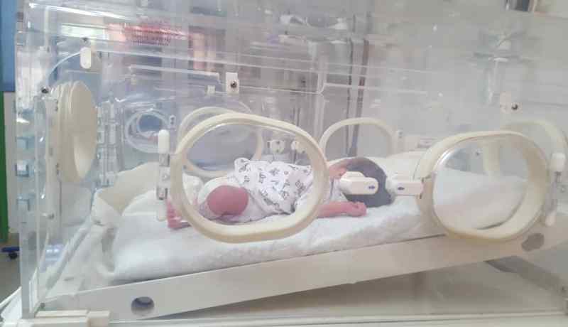 اكتشاف رضيع بدفترين عائليين في مصلحة الولادة مستشفى الإخوة رحماني بالمشرية