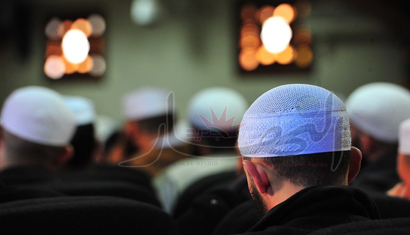 الأئمة غاضبون  وصلاة الجمعة في 5 دقائق