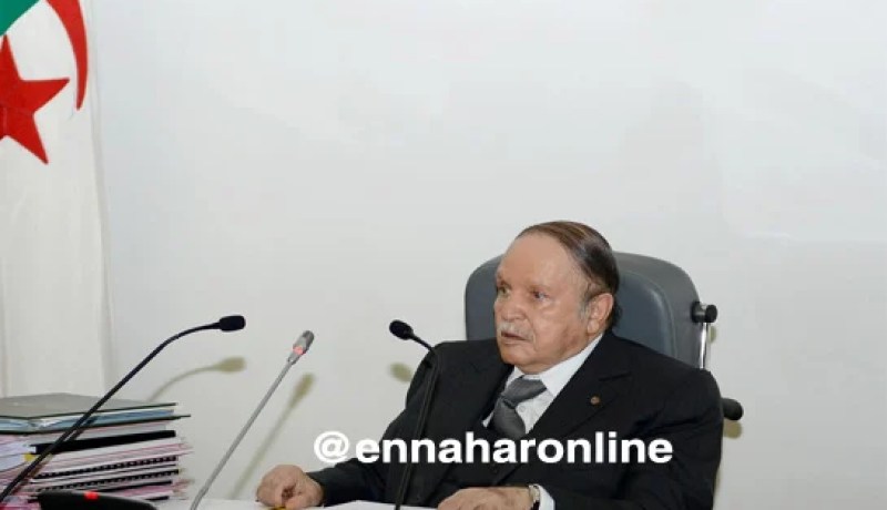 بوتفليقة يُقيل الجنرال “بوزغاية” المستشار الأمني برئاسة الجمهورية