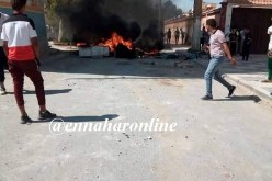 إصابة 13 شرطيا وتوقيف 26 شابا بعد مواجهات بين الأمن ومتظاهرين في الجلفة