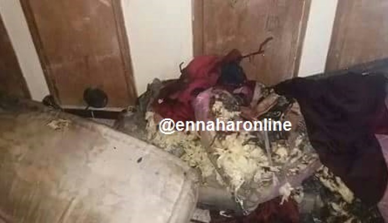 شاب يضرم النار بمنزل أرملة ويحاول قتلها بالوادي