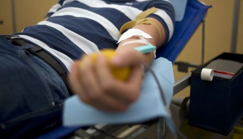 وجبـات بـ 75 دينار فقط للمـتّبرعـين بـالدم…!