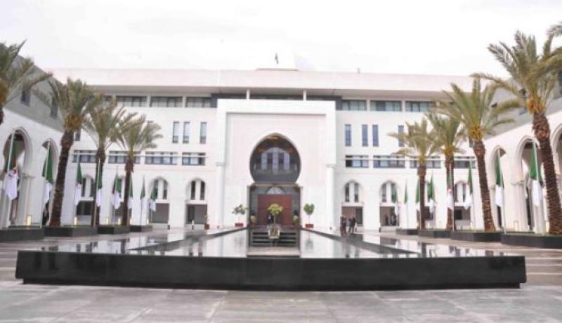 الخارجية الجزائرية تدين بشدة العمل الارهابي في تونس