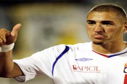 الفرنسي كريم بن زيمة يأمل في الشفاء سريعا من إصابته