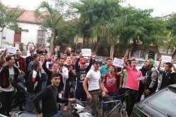 بالصور.. أنصار إتحاد البليدة ينتفضون ضد الإدارة