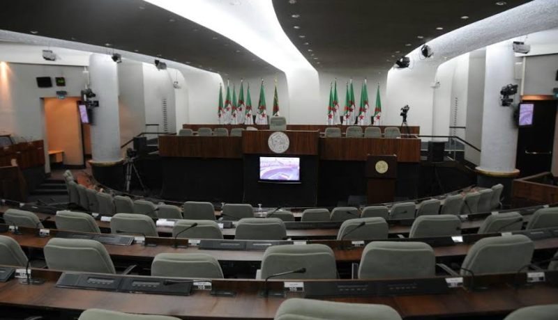 بوتين.. زدام وآيت أحمد يدخلون البرلمان وبربارة مرشح عمارة بن يونس