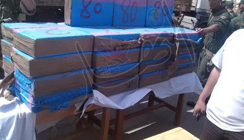 حجز أزيد من 21 طن من المخدرات و 400 ألف قرص مهلوس بالجزائر