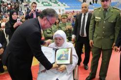 بالصور.. طمار يشرف على توزيع أزيد من 4 ألاف وحدة سكنية بالعاصمة