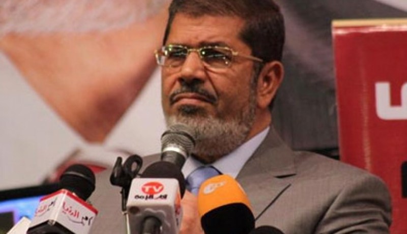 الحرس الجمهوري يؤمن التحرير ترقباً لكلمة مرسي