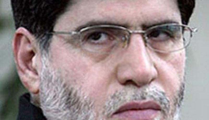 اعادة كبير مساعدي احمدي نجاد الى السجن بعد نقله الى المستشفى