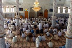 الجزائر الوحيدة عالميا التي لا تملي الخطب على الأئمة