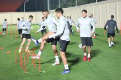 بالصور.. “الخضر” يجرون ثاني حصة تدريبية تحسبا لمواجهة قطر