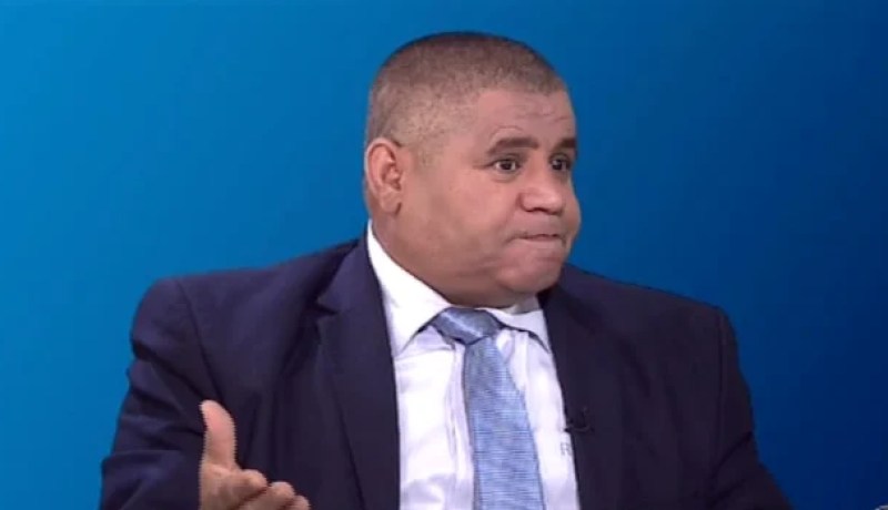 سعداوي: “ارحلا يا بن صالح وبدوي واجعلا عمر الأزمة الجزائرية قصيرا”