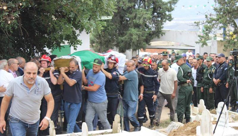 بالصور… تشيع جثمان المجاهد “محمد بوالريش” بسكيكدة