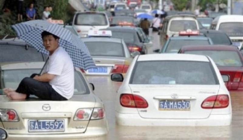 أمطار غزيرة تودي بحياة 12 شخصا في الصين