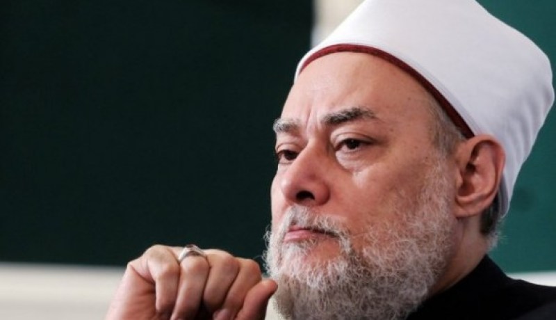 علي جمعة يؤكد أن محلول الجلوكوز لا يبطل الصيام