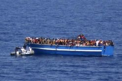 إنقاذ 700 مهاجر غير شرعي قبالة السواحل الليبية