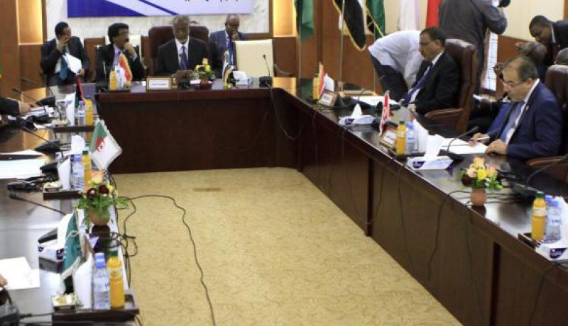 التأكيد على الحل السياسي و ضرورة التوصل الى حل سلمي للازمة في ليبيا