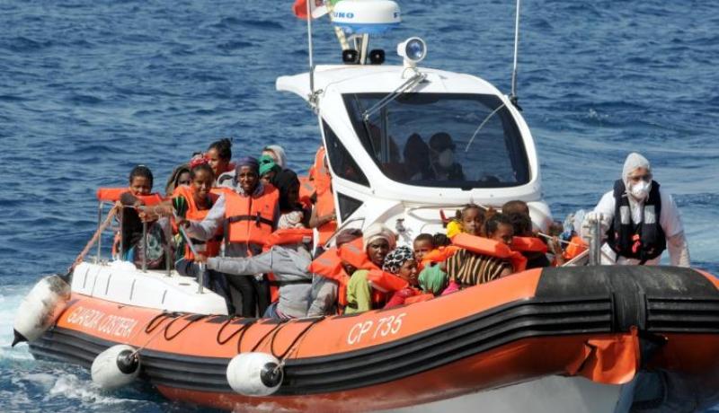وصول 359 مهاجر لإيطاليا بعد إنقاذهم قبالة سواحل ليبيا