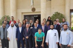 زمالي يلتقى أفراد الجالية الجزائرية بالكويت