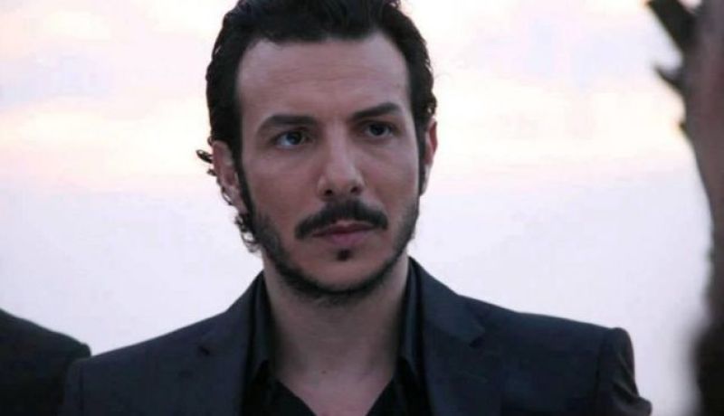 باسل خياط في حداد والسبب