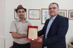 سفير لبنان بالجزائر يكرم المخرج فؤاد روايسية بـدرع الإبداع