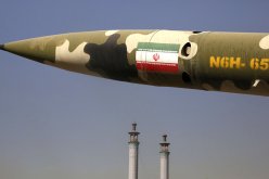  إيران تعلن إطلاق عشرات الصواريخ على قاعدة عسكرية أمريكية في العراق