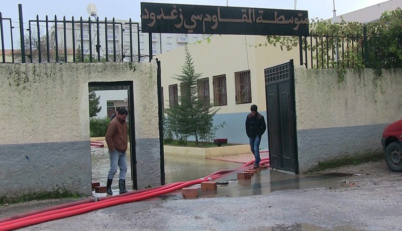 السيول تغرق مدارس   تفضح سياسة البريكولاج وتتلف المحاصيل الزراعية