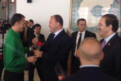 بالصور.. حطاب يستقبل الرياضيين المشاركيين في أولمبياد الشباب