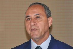 ميهوبي يعزي عائلة الفقيد الفنان والكاتب الجزائري عزيز شواقي