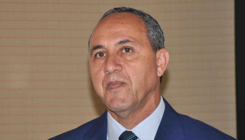 ميهوبي يعزي عائلة الفقيد الفنان والكاتب الجزائري عزيز شواقي