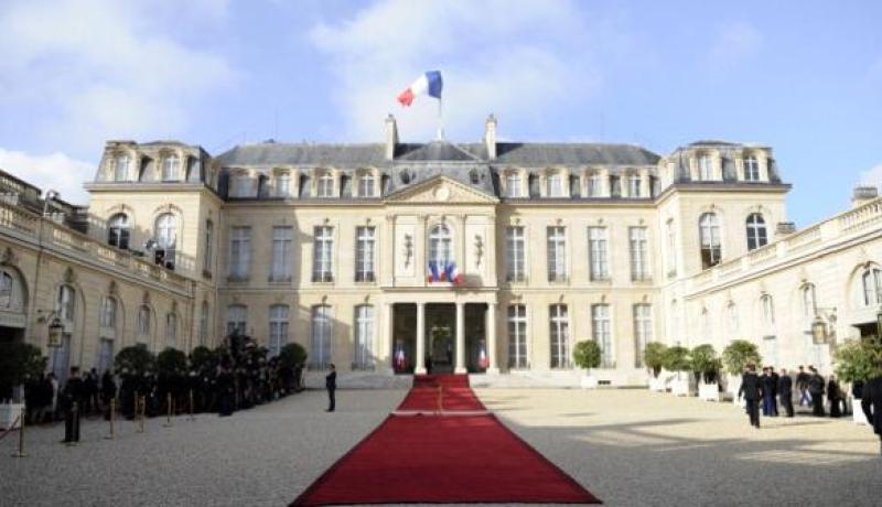 الأليزيه يعلن أن فرنسا تستعيد الرقابة على الحدود ولم تغلقها