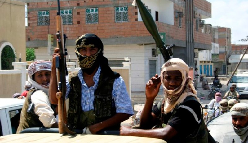 إرهابيو القاعدة يختطفون قائدا في حرس الرئيس اليمني بمحافظة أبين