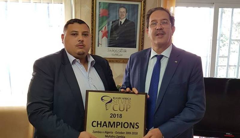 اللجنة الأولمبية تهنئ رئيس إتحادية الرغبي