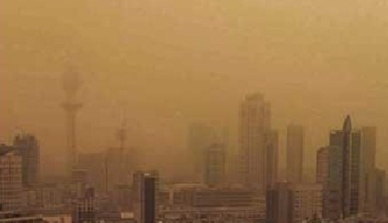 موجة غبار تعلق الملاحة البحرية في الكويت