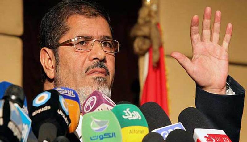 مرسى يصدر قراراً بالاستفتاء خلال لقائه مع أعضاء التأسيسية