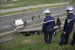 وفاة 56 شخص وجرح 770 آخرين في 409 حادث مرور خلال أسبوع