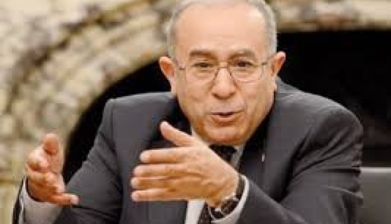 لعمامرة يؤكد أن الجزائر في حوار مستمر مع جميع الدول المساهمة في محاربة الإرهاب