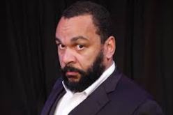 توقيف ديودونيه بعد نشره جملة أشعر انني شارلي كوليبالي