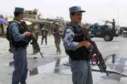 مُندس من حركة طالبان يخدر 10 رجال شرطة ثم يقتلهم بالرصاص في أفغانستان